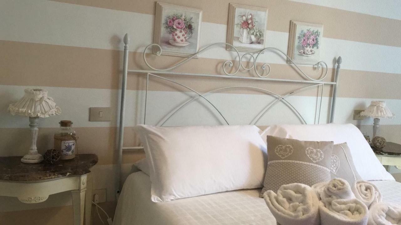 Il Giuggiolo Apartment Montalcino Luaran gambar