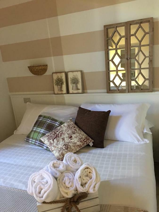 Il Giuggiolo Apartment Montalcino Luaran gambar